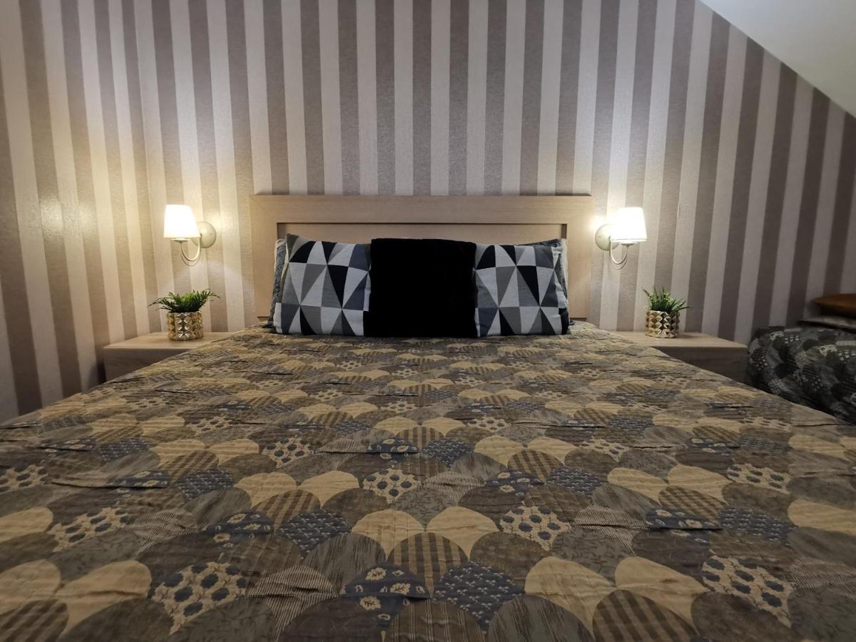 Las Vegas Rooms Vilnius Exterior photo